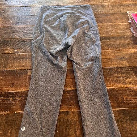 Lululemon Swift Speed Grey Crop high rise - Picture 4 of 6